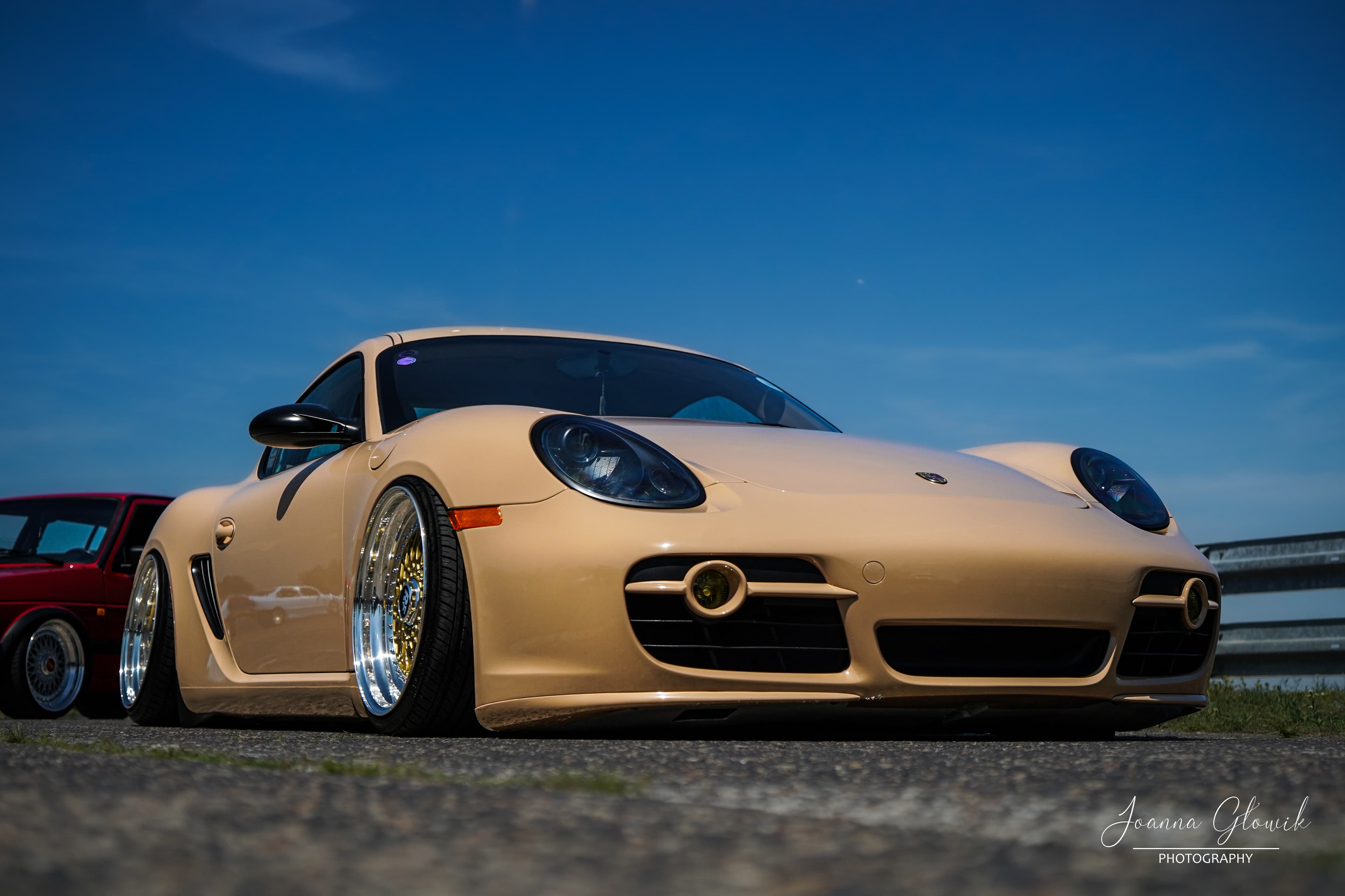 Samochód na torze Motopark Toruń podczas wydarzenia